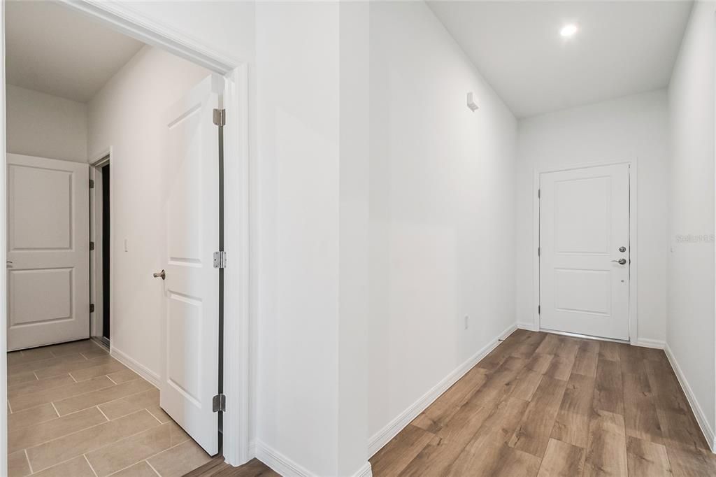 For Rent: $2,150 (3 beds, 2 baths, 1589 Square Feet)