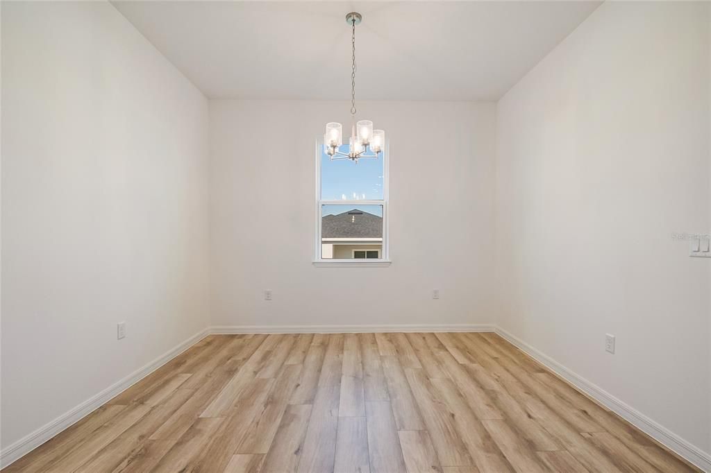 For Rent: $2,150 (3 beds, 2 baths, 1589 Square Feet)