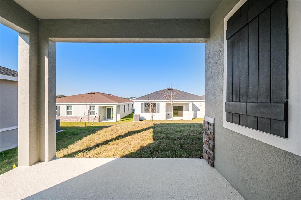 For Rent: $2,150 (3 beds, 2 baths, 1589 Square Feet)