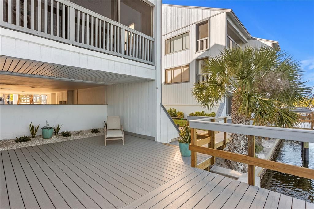 For Sale: $349,900 (2 beds, 12 baths, 1095 Square Feet)