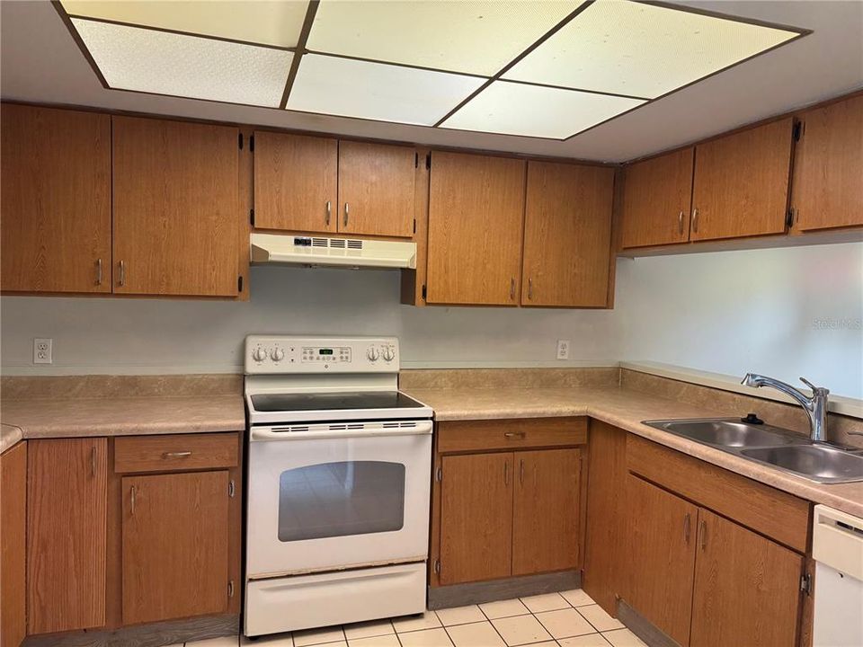 En Renta: $1,300 (2 camas, 1 baños, 1008 Pies cuadrados)