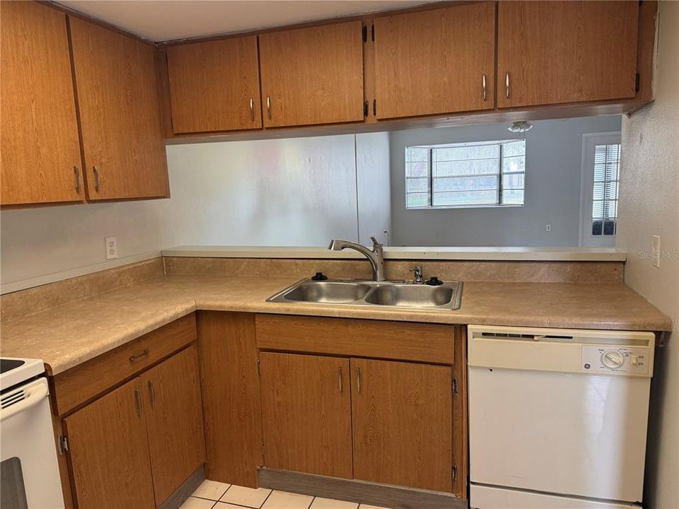 En Renta: $1,300 (2 camas, 1 baños, 1008 Pies cuadrados)