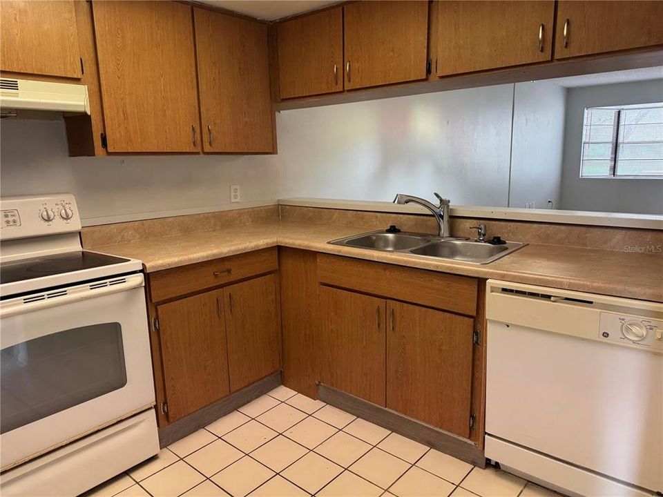 En Renta: $1,300 (2 camas, 1 baños, 1008 Pies cuadrados)