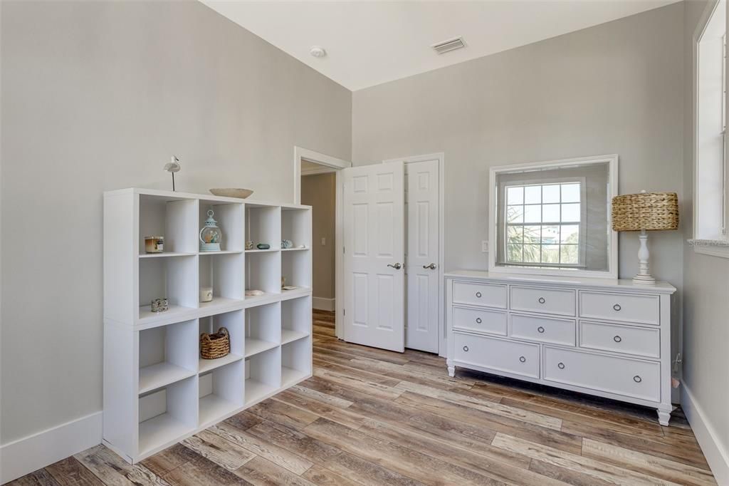 На продажу: $994,500 (3 спален, 2 ванн, 1430 Квадратных фут)