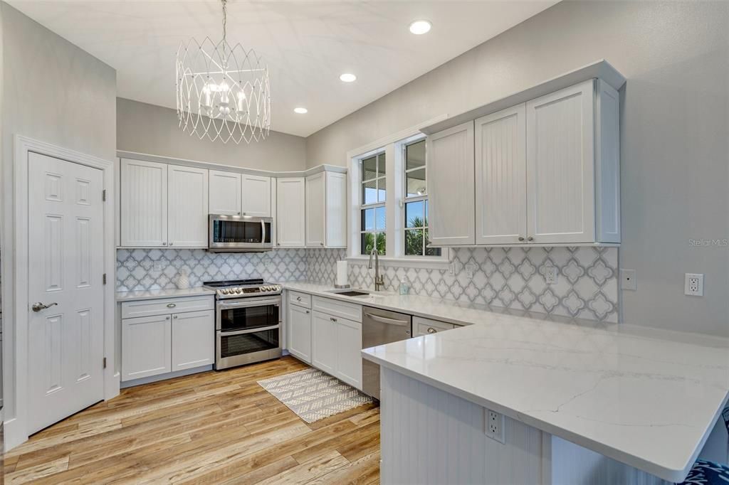 На продажу: $994,500 (3 спален, 2 ванн, 1430 Квадратных фут)