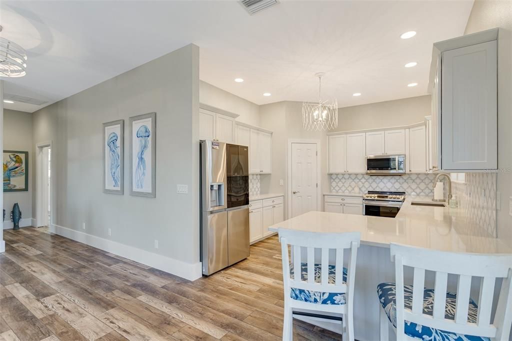 На продажу: $994,500 (3 спален, 2 ванн, 1430 Квадратных фут)