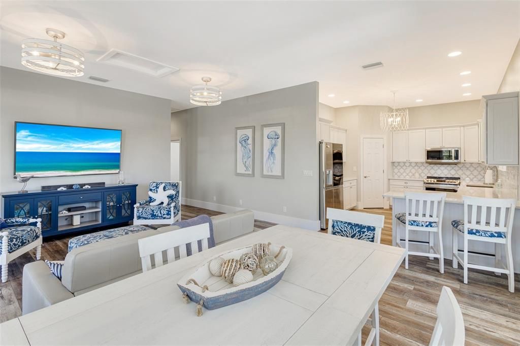 На продажу: $994,500 (3 спален, 2 ванн, 1430 Квадратных фут)