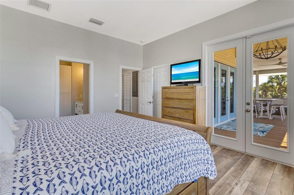 На продажу: $994,500 (3 спален, 2 ванн, 1430 Квадратных фут)