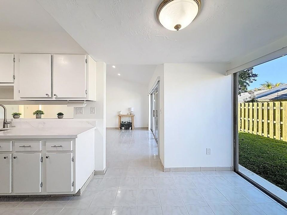 En Venta: $487,000 (3 camas, 2 baños, 1276 Pies cuadrados)