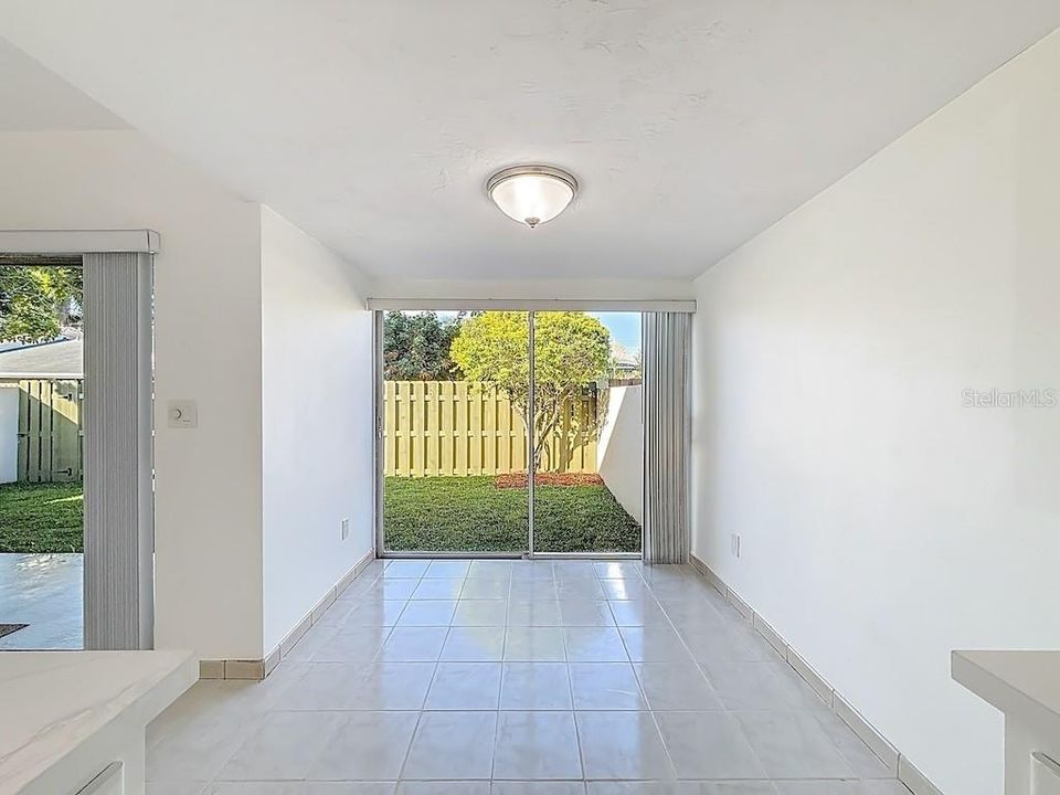 En Venta: $487,000 (3 camas, 2 baños, 1276 Pies cuadrados)