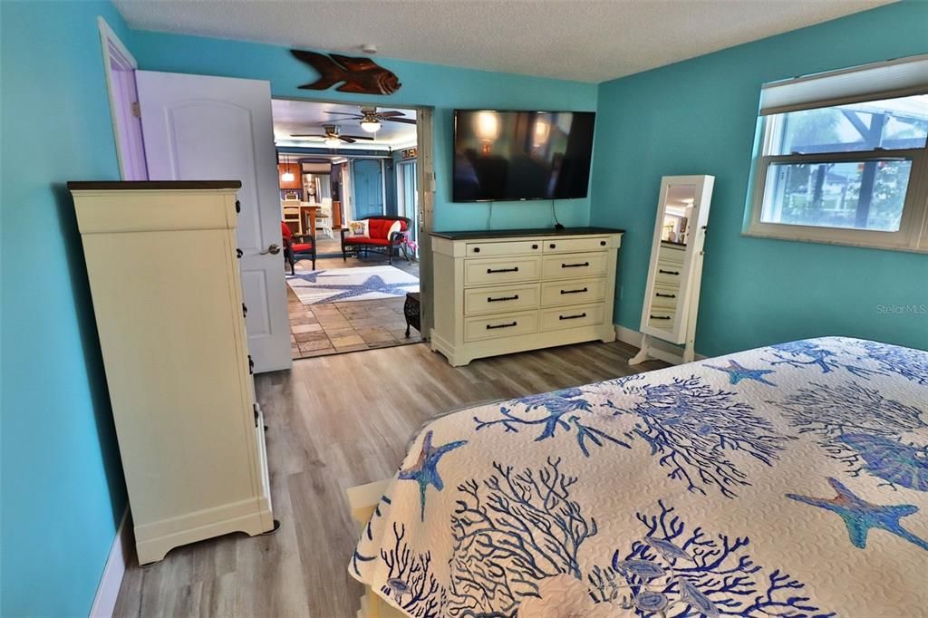 На продажу: $799,000 (3 спален, 3 ванн, 2243 Квадратных фут)