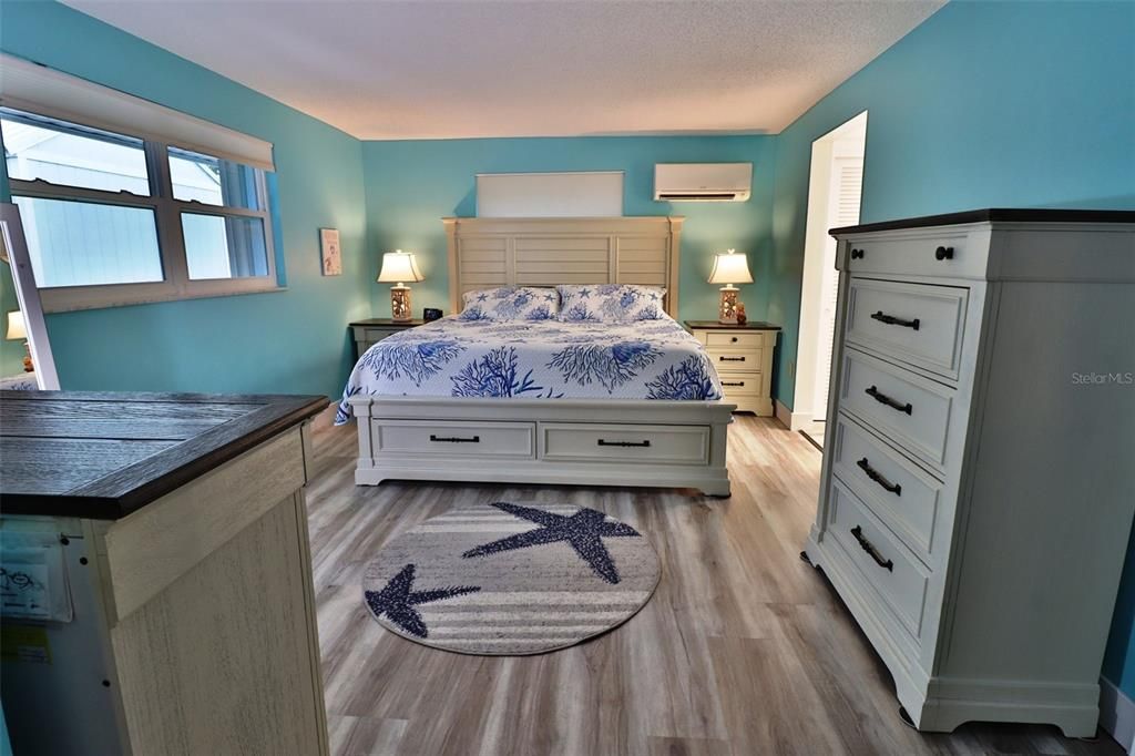 На продажу: $799,000 (3 спален, 3 ванн, 2243 Квадратных фут)