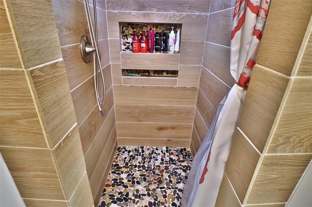 На продажу: $799,000 (3 спален, 3 ванн, 2243 Квадратных фут)