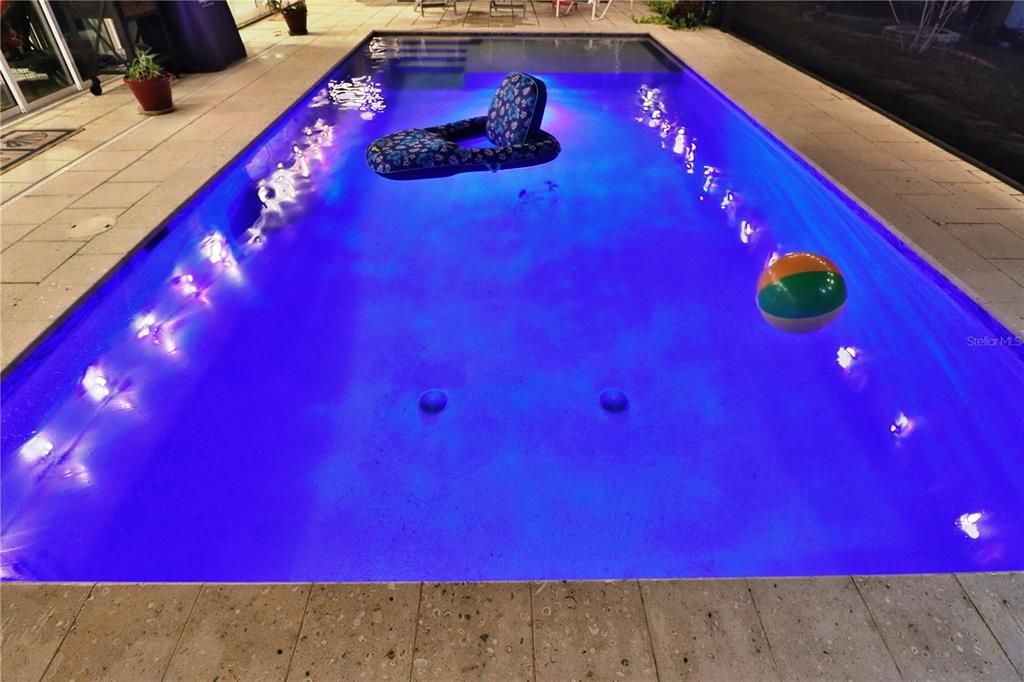 На продажу: $799,000 (3 спален, 3 ванн, 2243 Квадратных фут)