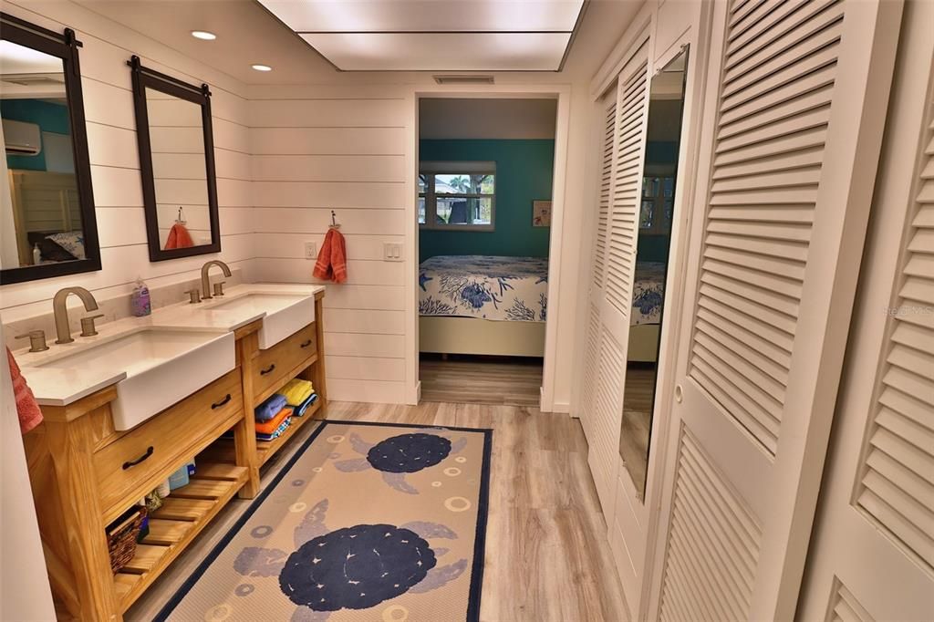 На продажу: $799,000 (3 спален, 3 ванн, 2243 Квадратных фут)