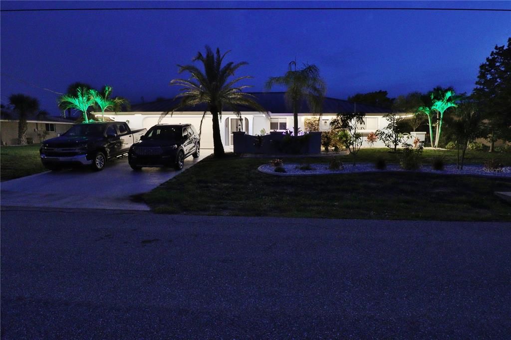 На продажу: $799,000 (3 спален, 3 ванн, 2243 Квадратных фут)