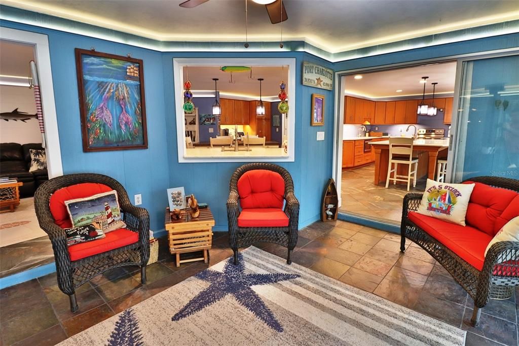 На продажу: $799,000 (3 спален, 3 ванн, 2243 Квадратных фут)