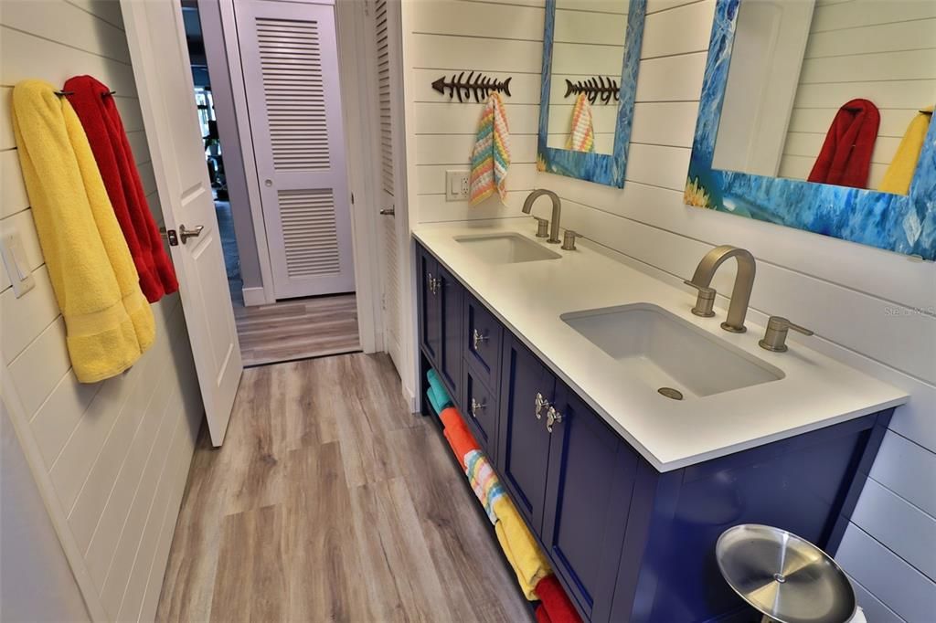 На продажу: $799,000 (3 спален, 3 ванн, 2243 Квадратных фут)