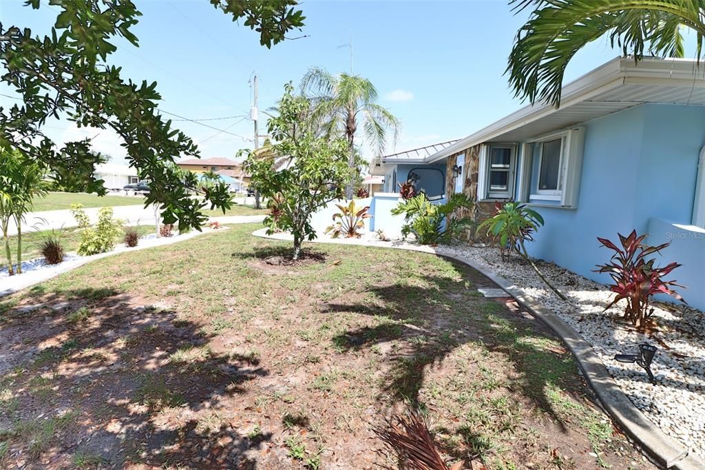 На продажу: $799,000 (3 спален, 3 ванн, 2243 Квадратных фут)