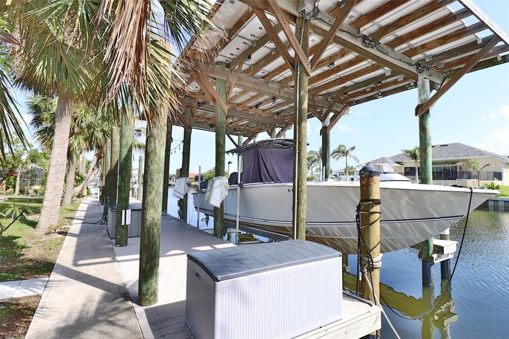 На продажу: $799,000 (3 спален, 3 ванн, 2243 Квадратных фут)