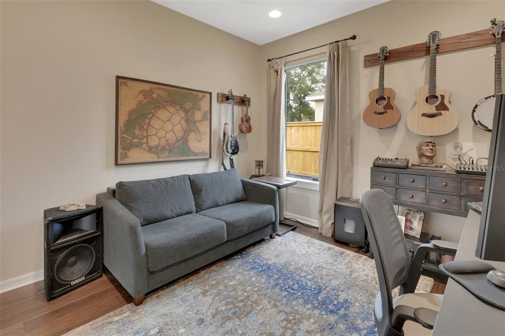 待售: $469,900 (3 贝兹, 2 浴室, 1964 平方英尺)