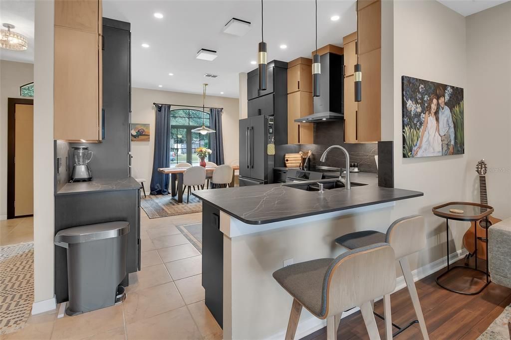 待售: $469,900 (3 贝兹, 2 浴室, 1964 平方英尺)