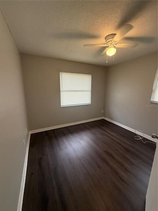 В аренду: $2,095 (3 спален, 1 ванн, 1225 Квадратных фут)