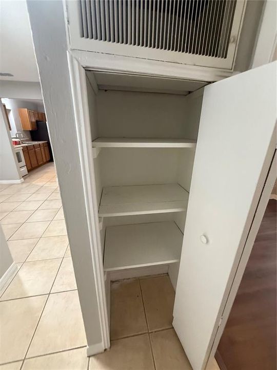 В аренду: $2,095 (3 спален, 1 ванн, 1225 Квадратных фут)