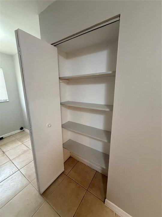 В аренду: $2,095 (3 спален, 1 ванн, 1225 Квадратных фут)