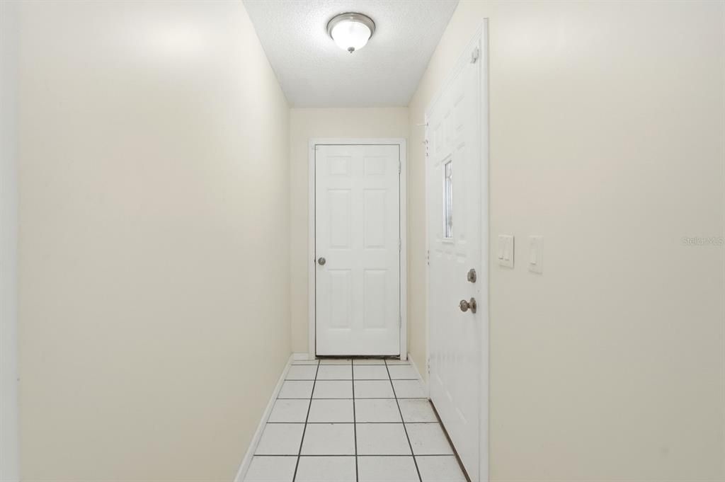 На продажу: $270,000 (2 спален, 2 ванн, 1196 Квадратных фут)