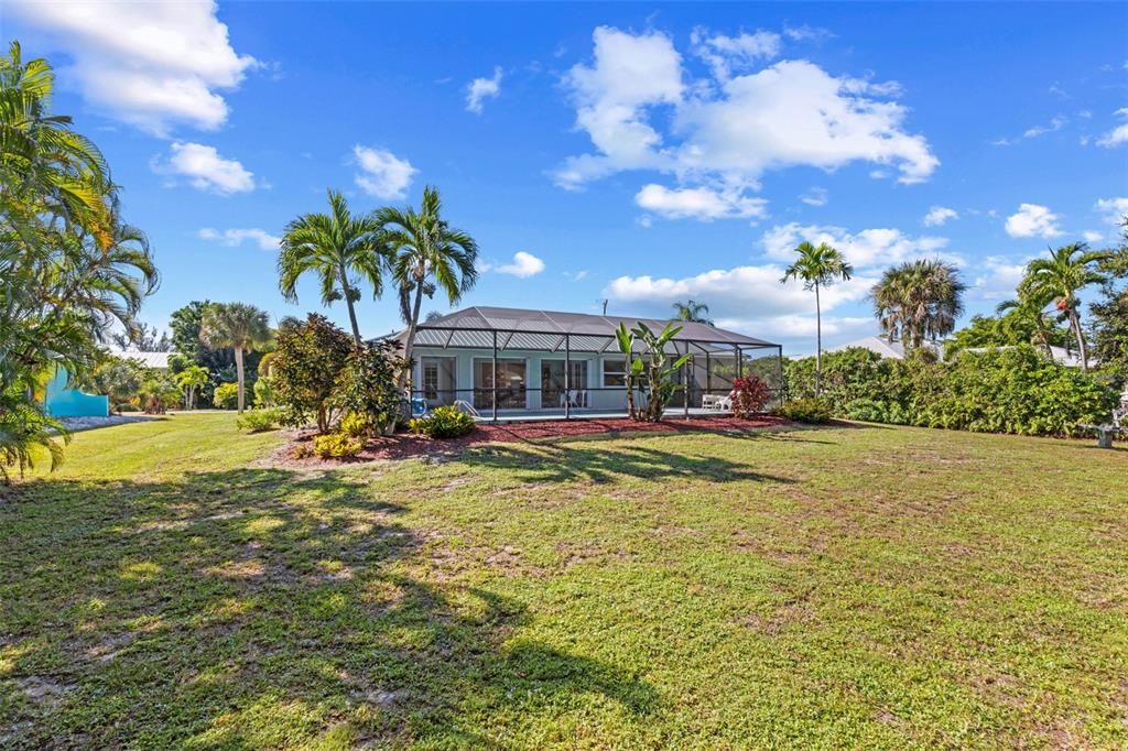 На продажу: $489,900 (3 спален, 2 ванн, 1981 Квадратных фут)