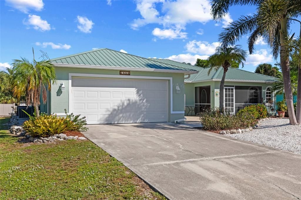 На продажу: $489,900 (3 спален, 2 ванн, 1981 Квадратных фут)