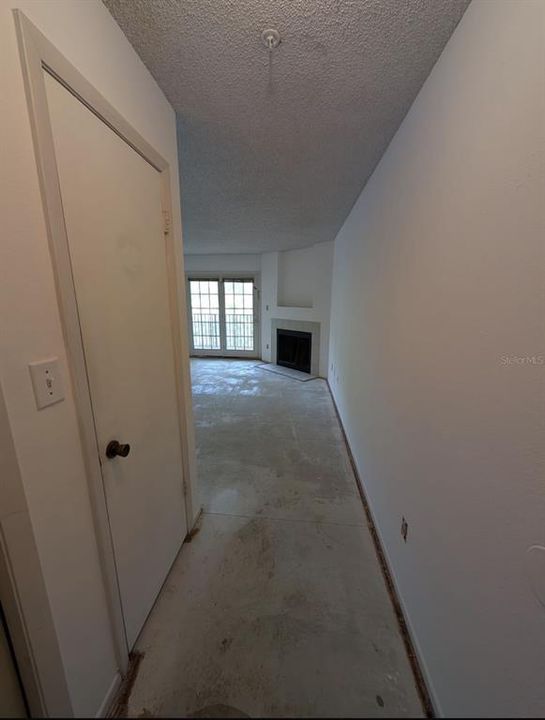 Activo con contrato: $99,000 (1 camas, 1 baños, 809 Pies cuadrados)