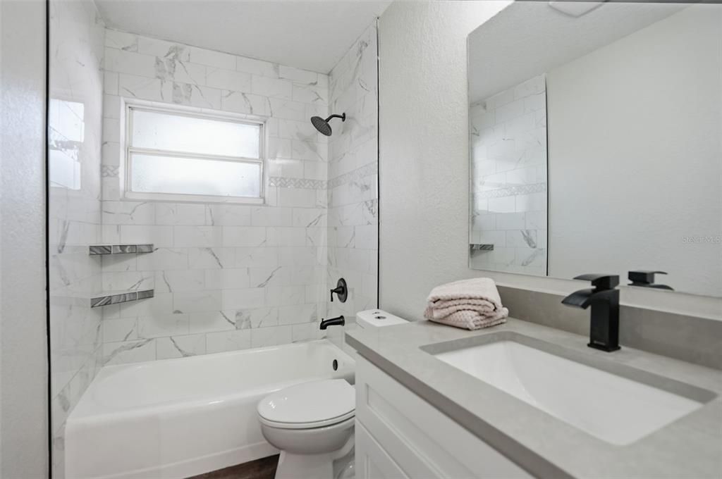 En Venta: $219,950 (3 camas, 2 baños, 1716 Pies cuadrados)