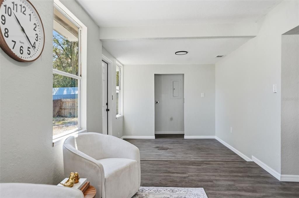 En Venta: $219,950 (3 camas, 2 baños, 1716 Pies cuadrados)