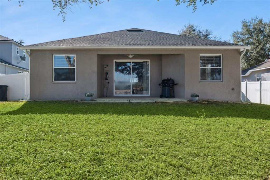 For Sale: $385,000 (3 beds, 2 baths, 1860 Square Feet)