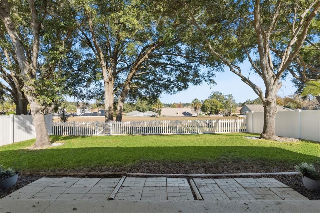 For Sale: $385,000 (3 beds, 2 baths, 1860 Square Feet)