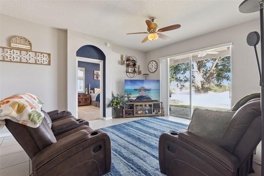 For Sale: $385,000 (3 beds, 2 baths, 1860 Square Feet)