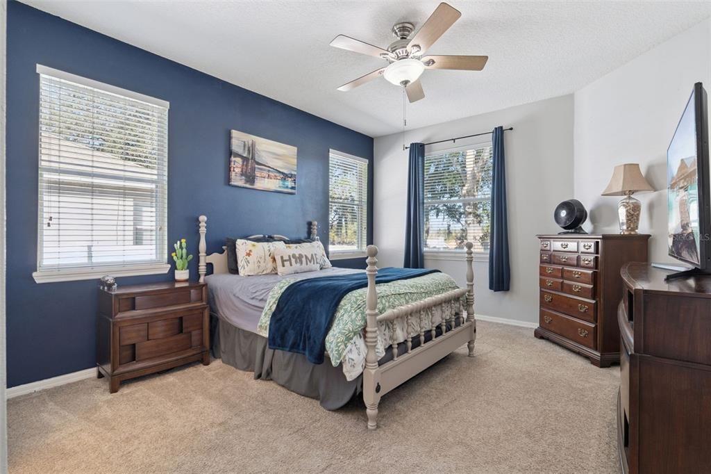 For Sale: $385,000 (3 beds, 2 baths, 1860 Square Feet)