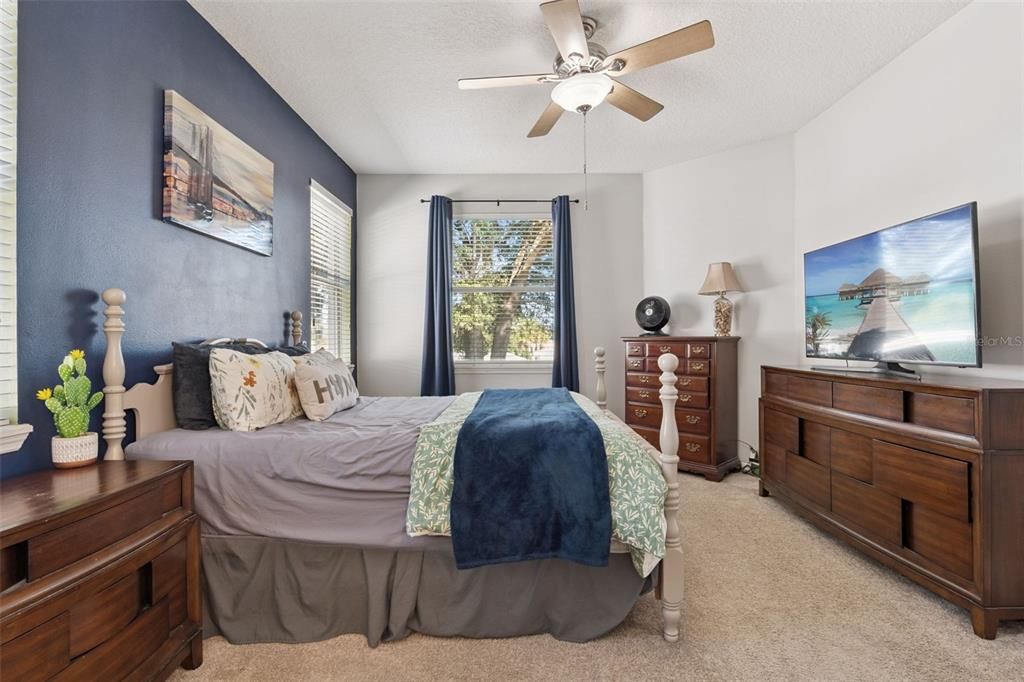 For Sale: $385,000 (3 beds, 2 baths, 1860 Square Feet)