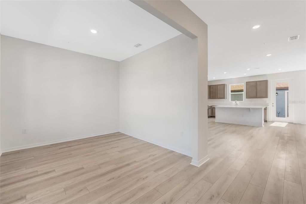 En Venta: $339,999 (3 camas, 2 baños, 1763 Pies cuadrados)