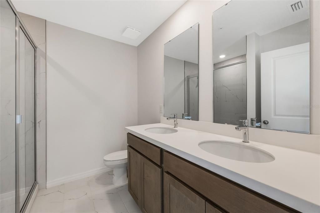 En Venta: $339,999 (3 camas, 2 baños, 1763 Pies cuadrados)