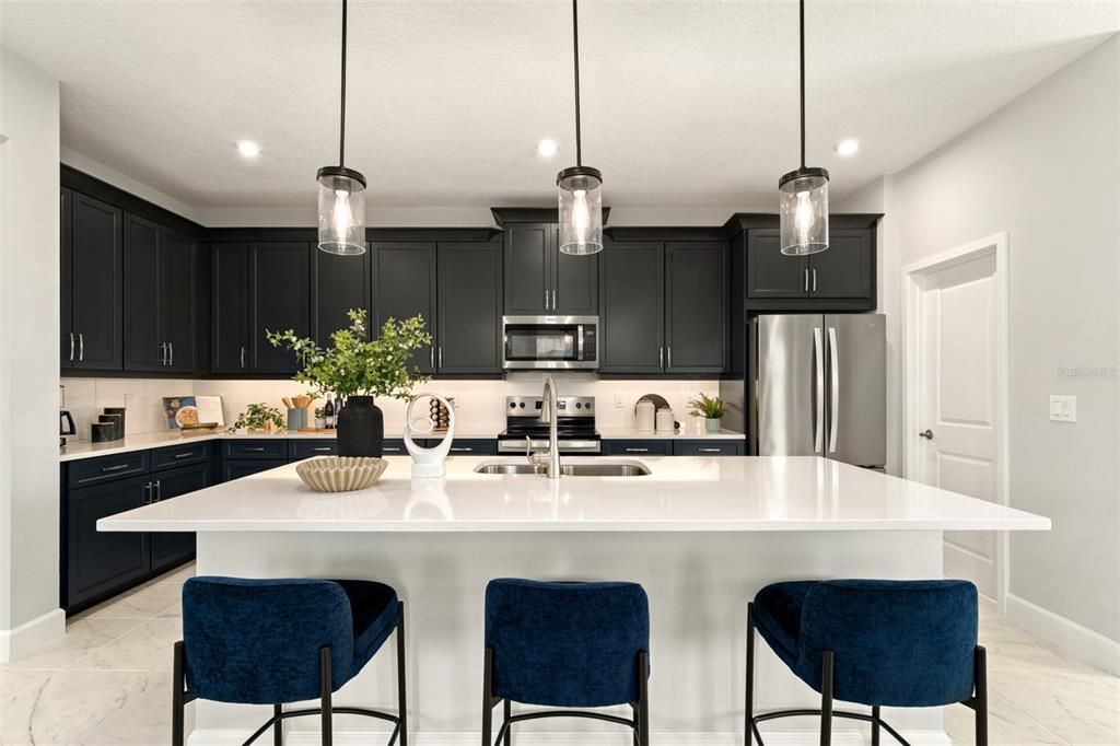 待售: $418,990 (3 贝兹, 2 浴室, 2321 平方英尺)