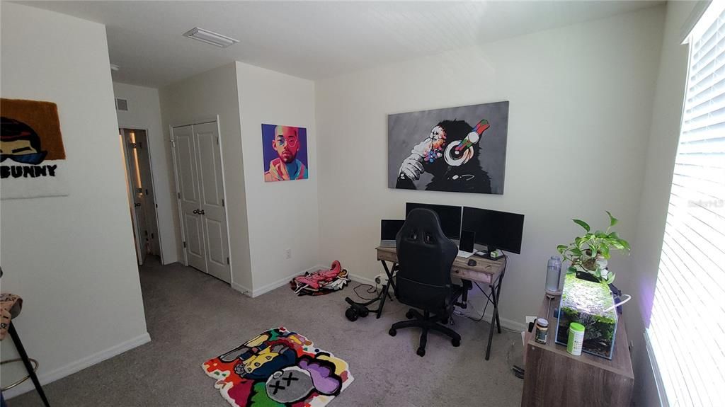 For Sale: $305,000 (3 beds, 2 baths, 1673 Square Feet)