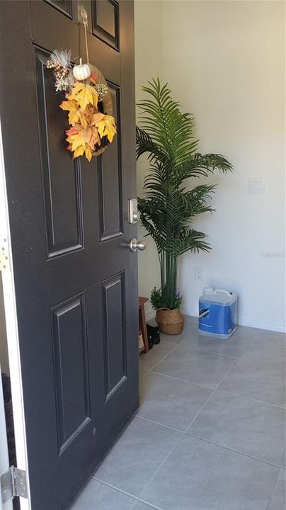 For Sale: $305,000 (3 beds, 2 baths, 1673 Square Feet)