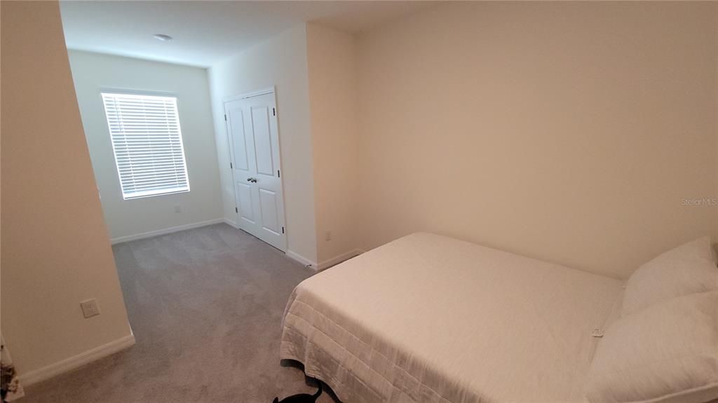 For Sale: $305,000 (3 beds, 2 baths, 1673 Square Feet)