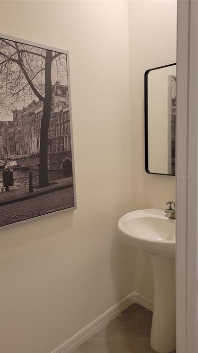 For Sale: $305,000 (3 beds, 2 baths, 1673 Square Feet)