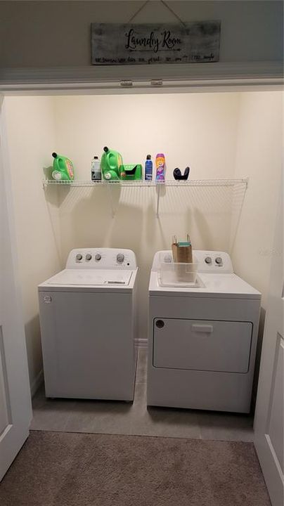 For Sale: $305,000 (3 beds, 2 baths, 1673 Square Feet)