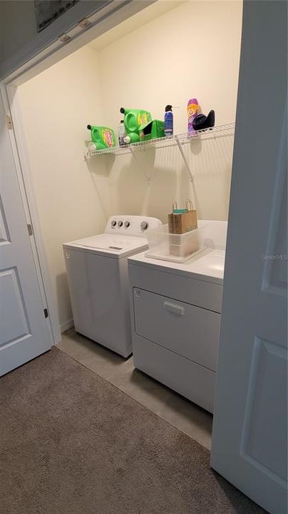 For Sale: $305,000 (3 beds, 2 baths, 1673 Square Feet)