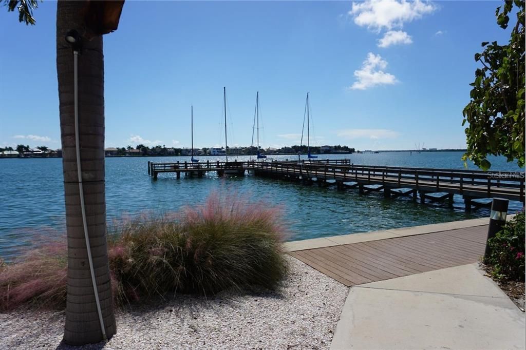 En Renta: $3,300 (2 camas, 2 baños, 1740 Pies cuadrados)